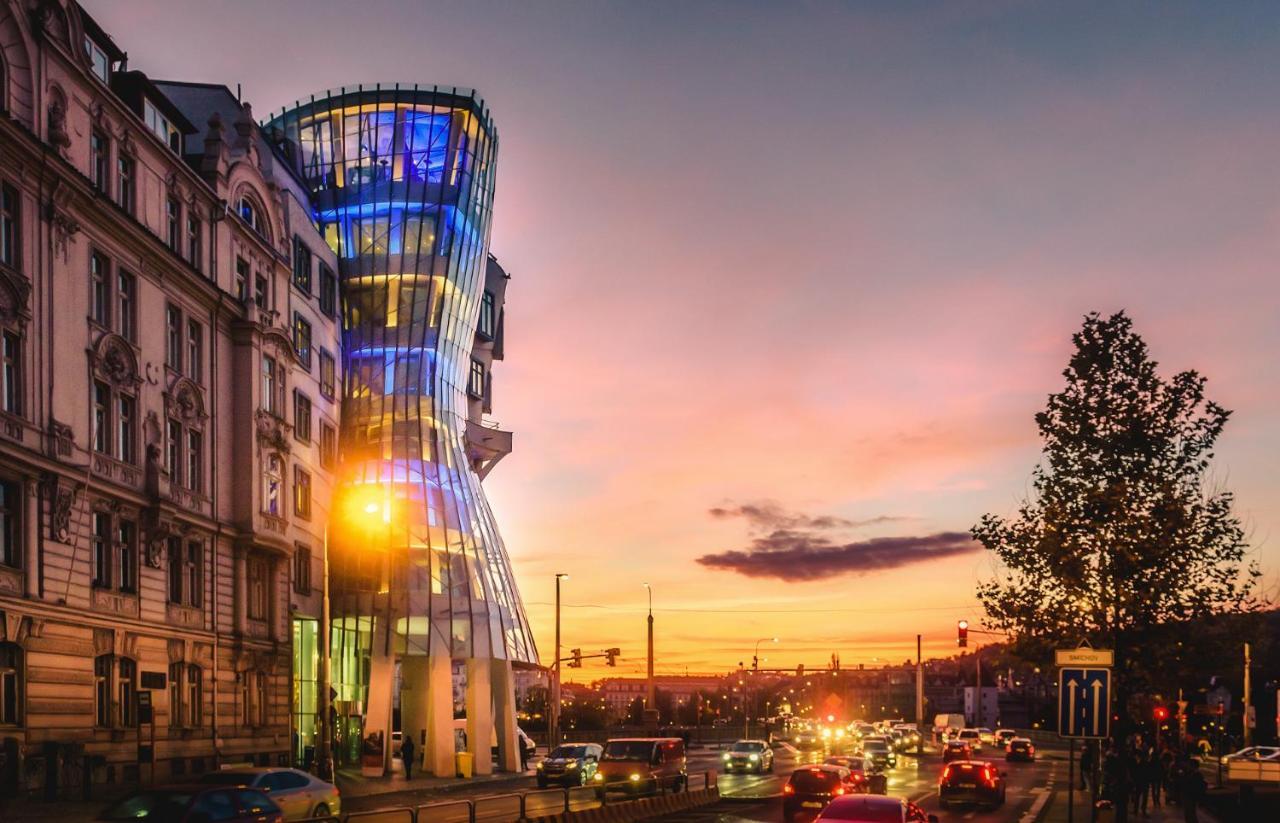 Dancing House - Tancici Dum Hotel Prag Exterior foto