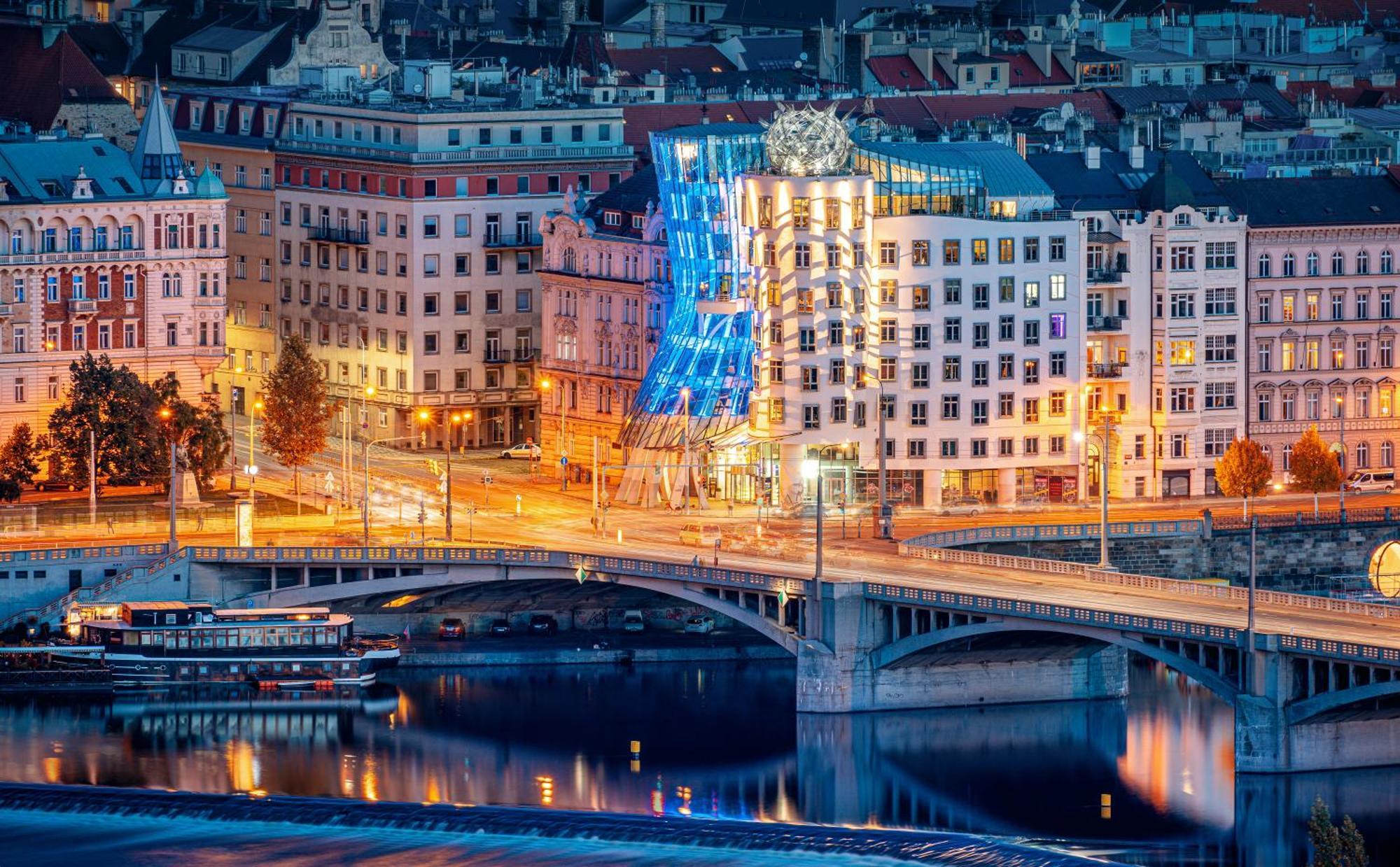 Dancing House - Tancici Dum Hotel Prag Exterior foto