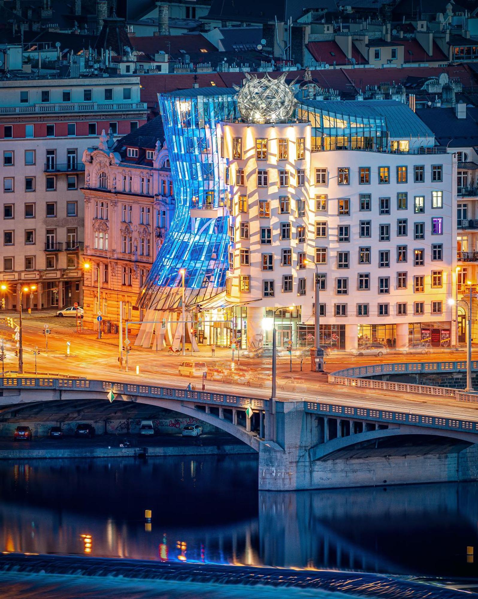 Dancing House - Tancici Dum Hotel Prag Exterior foto